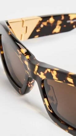 Bottega Veneta New Triangle Acetate Sunglasses -Deals Madewell Store botte300951c4ad 1675191854260 2 0. UX357 QL90