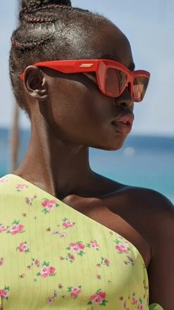 Bottega Veneta Edgy Cat Eye Sunglasses