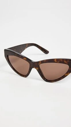 Dolce & Gabbana Narrow Cat Eye Sunglasess -Deals Madewell Store dgabb3009011a71 1683583097961 2 0. UX357 QL90