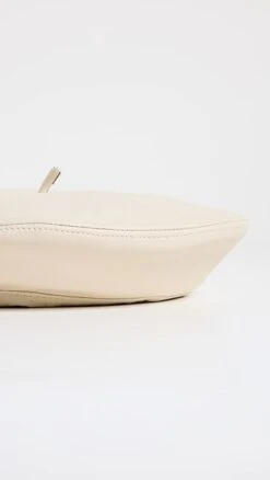 Eugenia Kim Carter Beret -Deals Madewell Store eugen414981a924 1676388531015 2 0. UX357 QL90