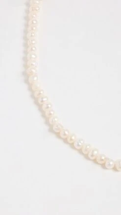 Gorjana Parker Pearl Necklace 6 Gorjana Parker Pearl Necklace -Deals Madewell Store gorja4247711739 1656342627752 2 0. UX357 QL90
