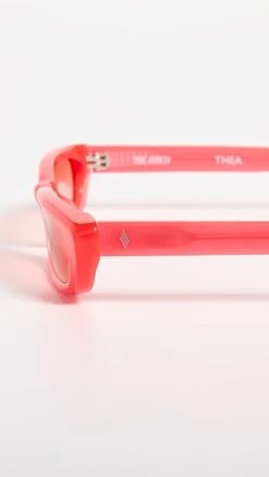 Linda Farrow Thea Neon Pink Sunglasses -Deals Madewell Store lindx303941fc18 1669757829324 2 0. UX357 QL90