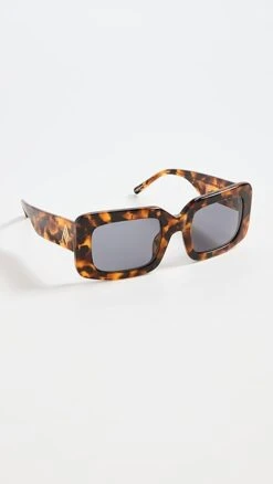 Linda Farrow Jorja T-Shell Sunglasses -Deals Madewell Store lindx303951160f 1669908365680 2 0. UX357 QL90