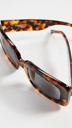 Linda Farrow Jorja T-Shell Sunglasses -Deals Madewell Store lindx303951160f 1669908365783 2 0. UX357 QL90