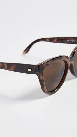 Le Specs Liar Liar Sunglasses -Deals Madewell Store lspec3006456297 q4 2 0. UX357 QL90