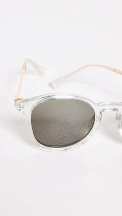 Le Specs Contraband Sunglasses -Deals Madewell Store lspec3058010249 1674833652472 2 0. UX357 QL90