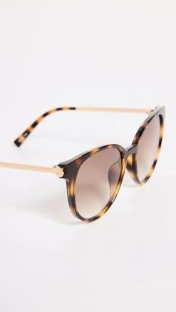 Le Specs Contention Sunglasses 9 Le Specs Contention Sunglasses -Deals Madewell Store lspec3058914d49 1673394546154 2 0. UX357 QL90