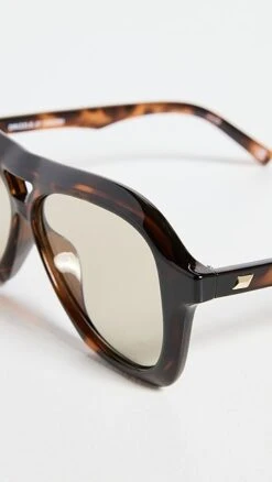 Le Specs Drizzle Sunglasses -Deals Madewell Store lspec3060914d49 1680732523456 2 0. UX357 QL90