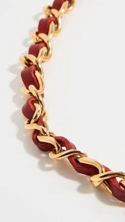 What Goes Around Comes Around Chanel Red Gold Chain Belt -Deals Madewell Store wgadb368931c8e8 1683558940382 2 0. UX357 QL90